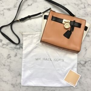 Michael Kors Hamilton Traveler Messenger Bag